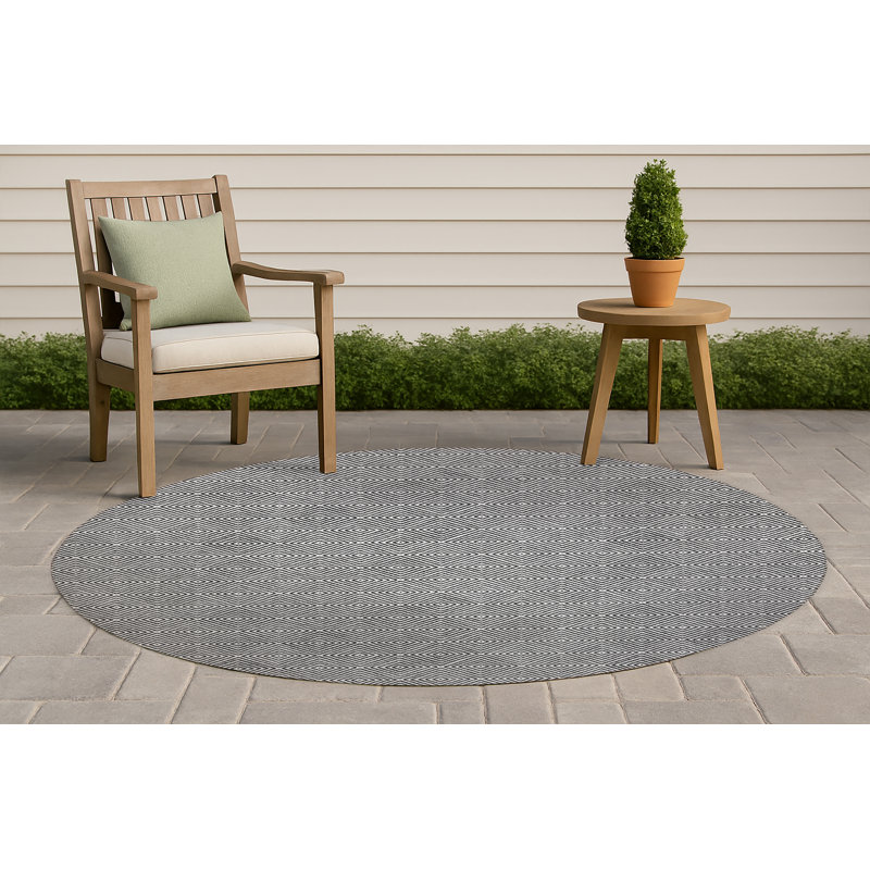 Ikat Spray Non-Slip Outdoor Rug, Round 5'