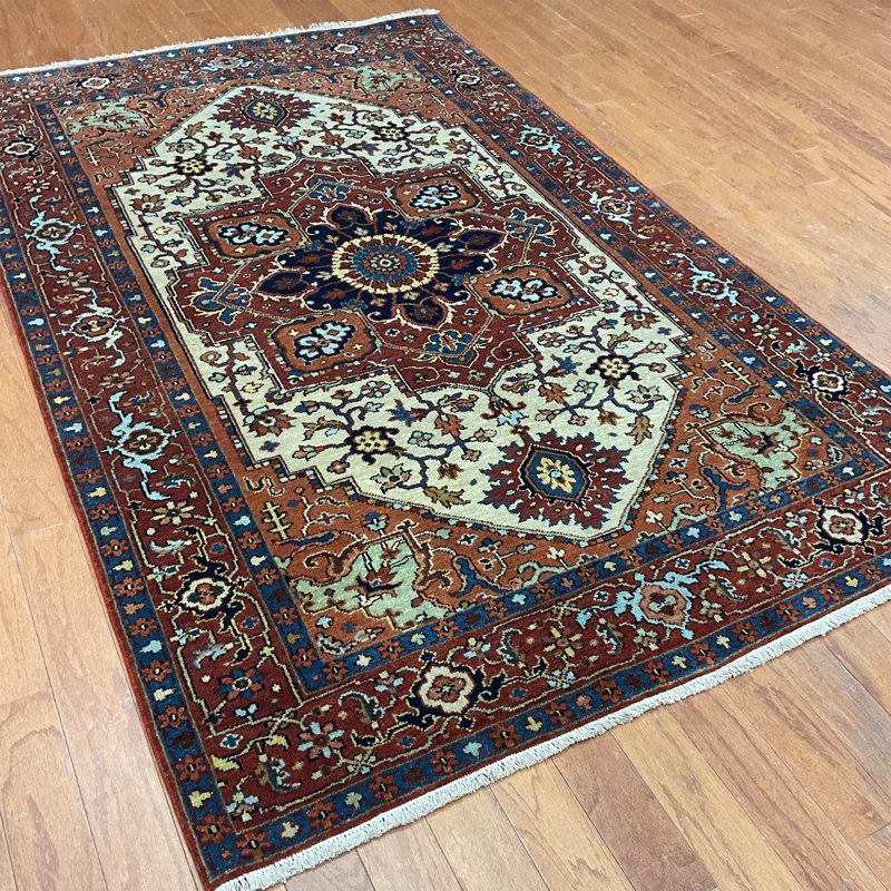  Handmade Fine Serapi Wool Rug