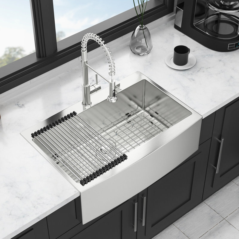 Évier de cuisine encastré à tablier frontal de 33 po, acier inoxydable 304 de calibre 16, guide d'eau en forme de X pour une élimination en douceur, espace de travail supplémentaire en coin arrondi R10, revêtement de condensation, coussin de 3 m, livré avec