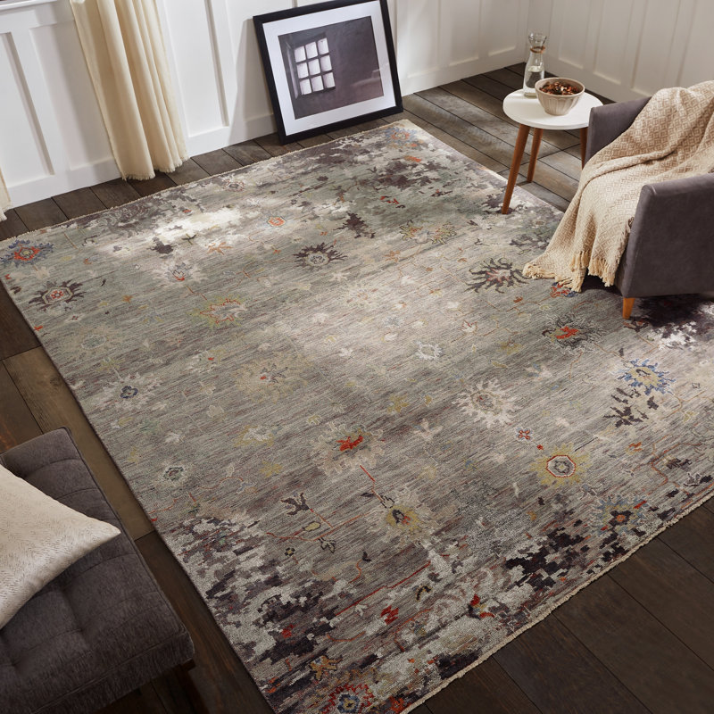 Heritage Bloom Hand Knotted Area Rug, Rectangle 2' x 3'