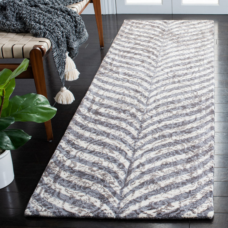Restoration Vintage Hand Tufted Wool/Viscose Pile Chevron Rug in Gray/Ivory, Square 6'