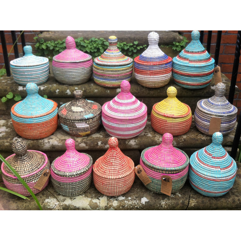World Menagerie Plastic Decorative Basket