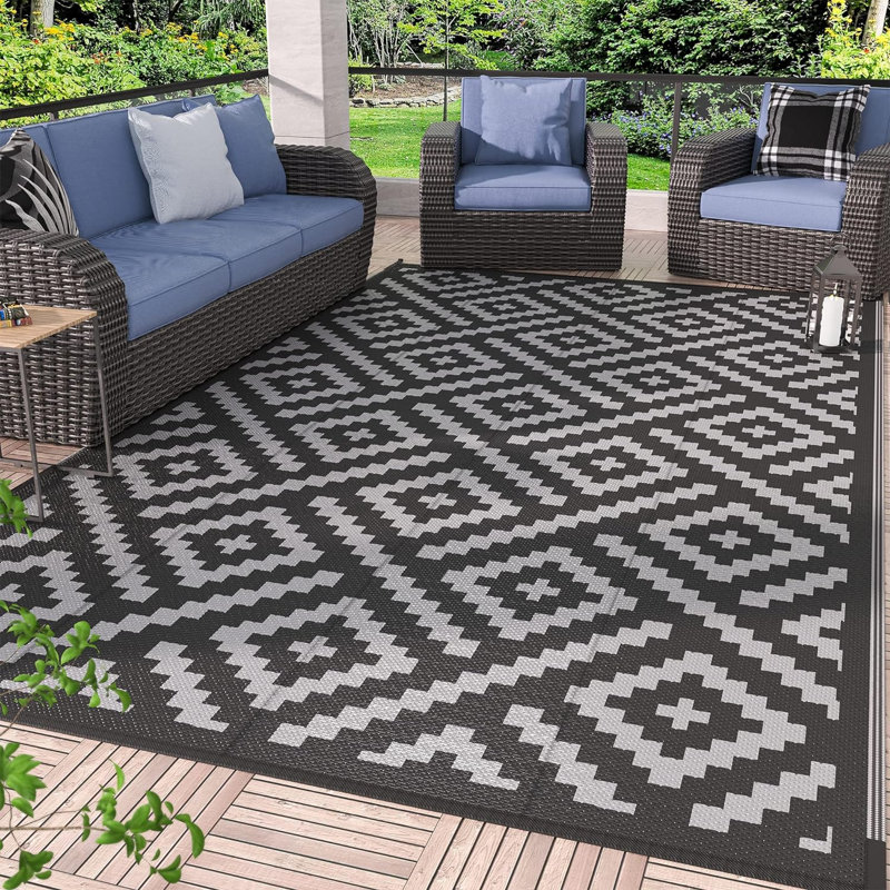 Lasharn Rug