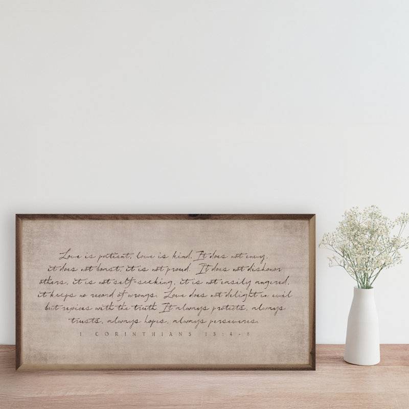 «Love Is patient Corinthians», Blanc, H 18 po x l 36 po