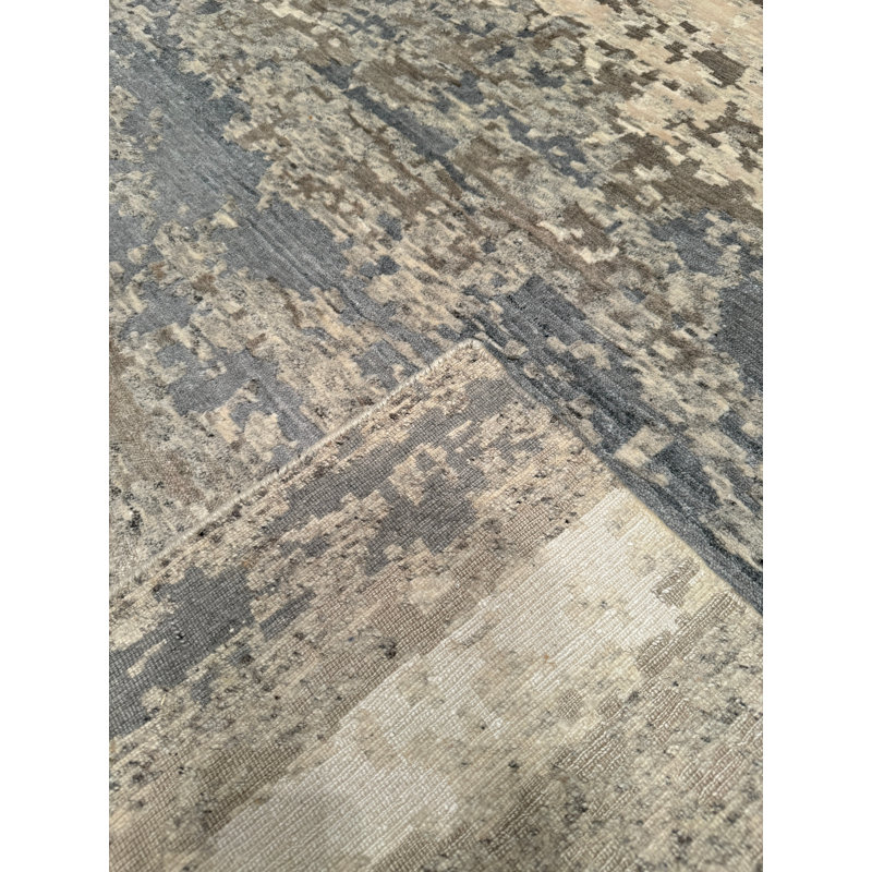 Original Hand Knotted Traditional Pattern Gray Wool Rug