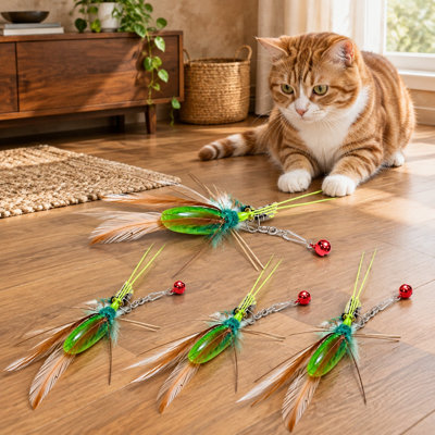 Ce paquet de 4 fournit des recharges de plumes de remplacement dans les conceptions d'insectes et de sauterelles en tant qu'accessoires interactifs de baguette d'accroche pour le jeu et l'exercice de chaton d'intérieur.
