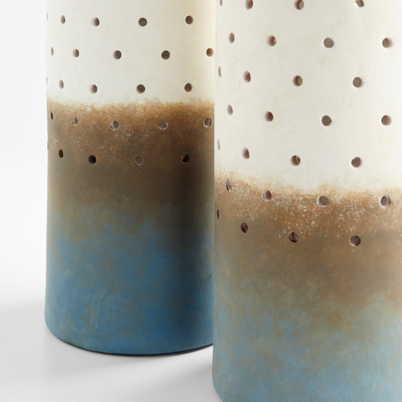 Vase Paralos, H 17 po x l 7,25 po x P 7,25 po