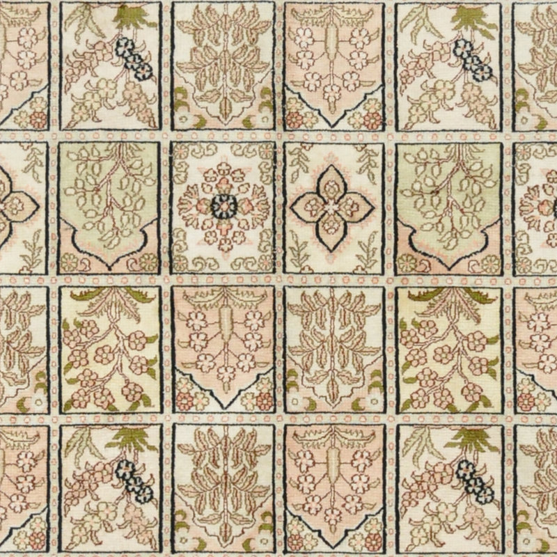 Debrango Silk Indoor Rug