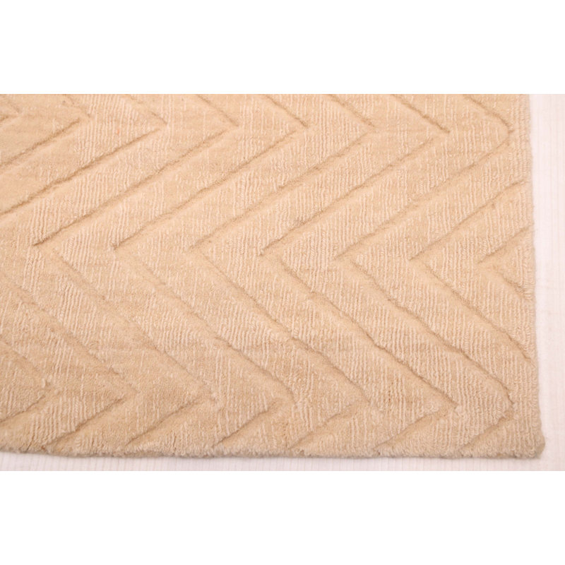 Kashkuli Gabbeh Beige Rug 6'8" x 9'6"