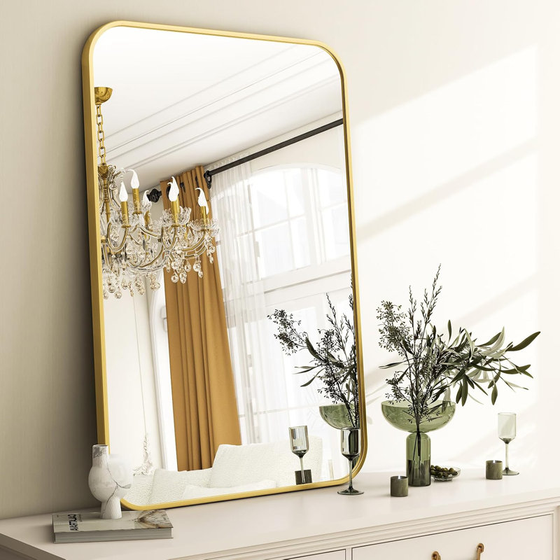 Miroir de salle de bain 26 po x 38 po, miroir de meuble-lavabo rectangulaire arrondi pour le mur, miroir moderne pour la décoration de chambre, miroirs muraux encadrés dorés pour la décoration intérieure, peut être suspendu horizontalement ou verticalement
