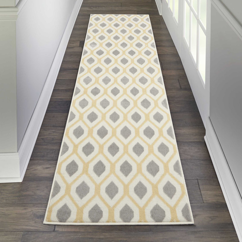 Tapis beige à motif géométrique Horley, Tapis de couloir 2 pi 3 po x 7 pi 6 po