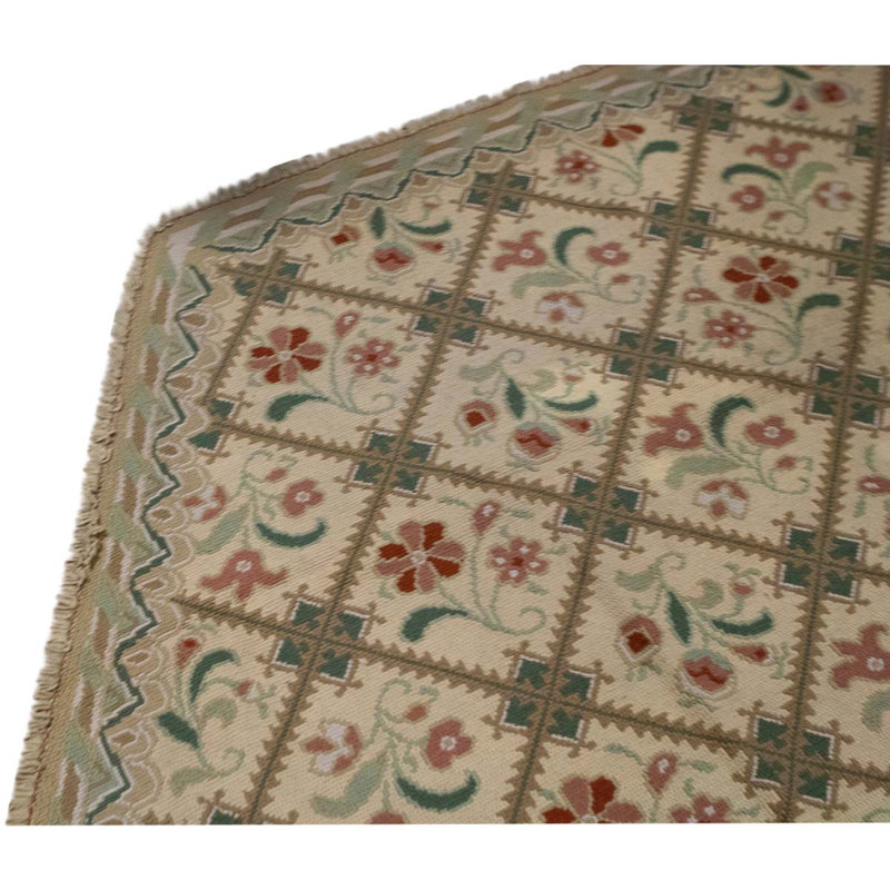 Wool Floral Area Rug