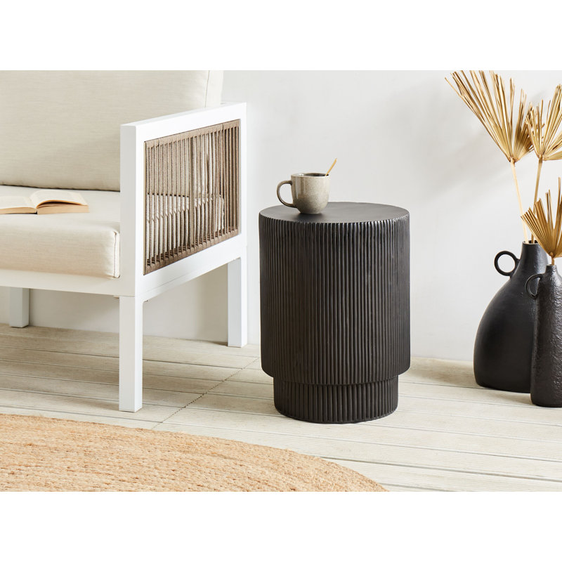 Allicyn End Table, Black