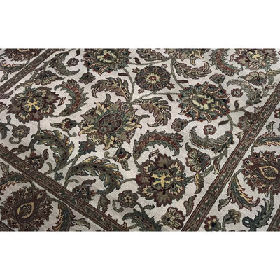 Trinity Wool Oriental Area Rug