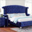 Grand lit glamour bleu