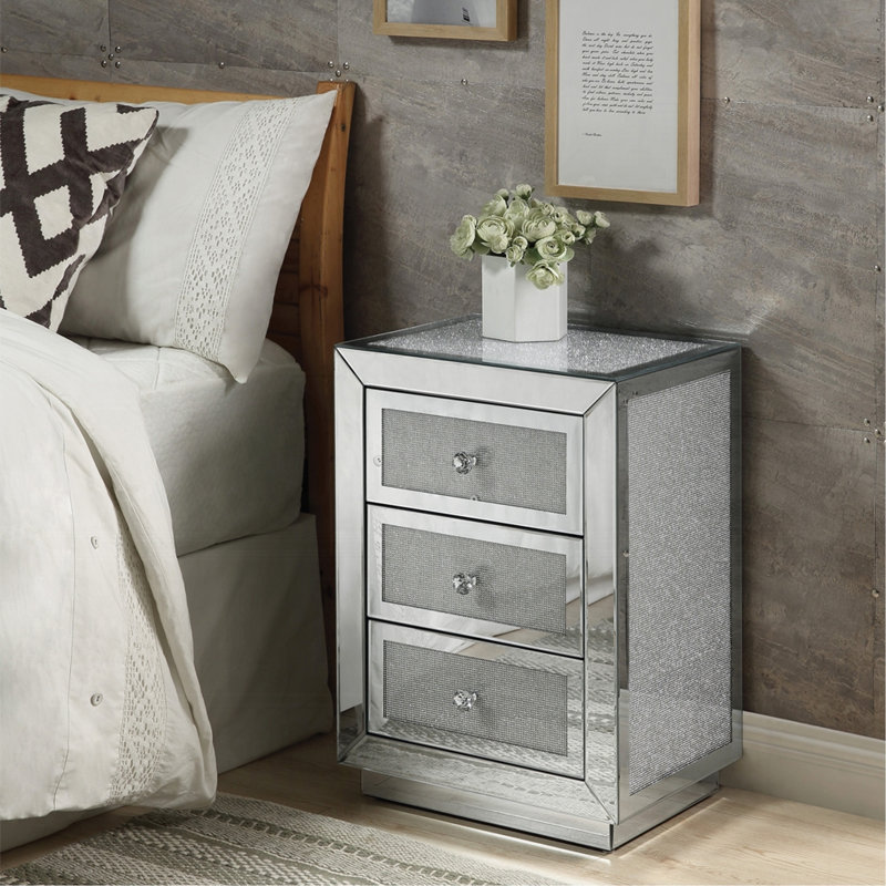 Table de chevet avec trois tiroirs Glam Style