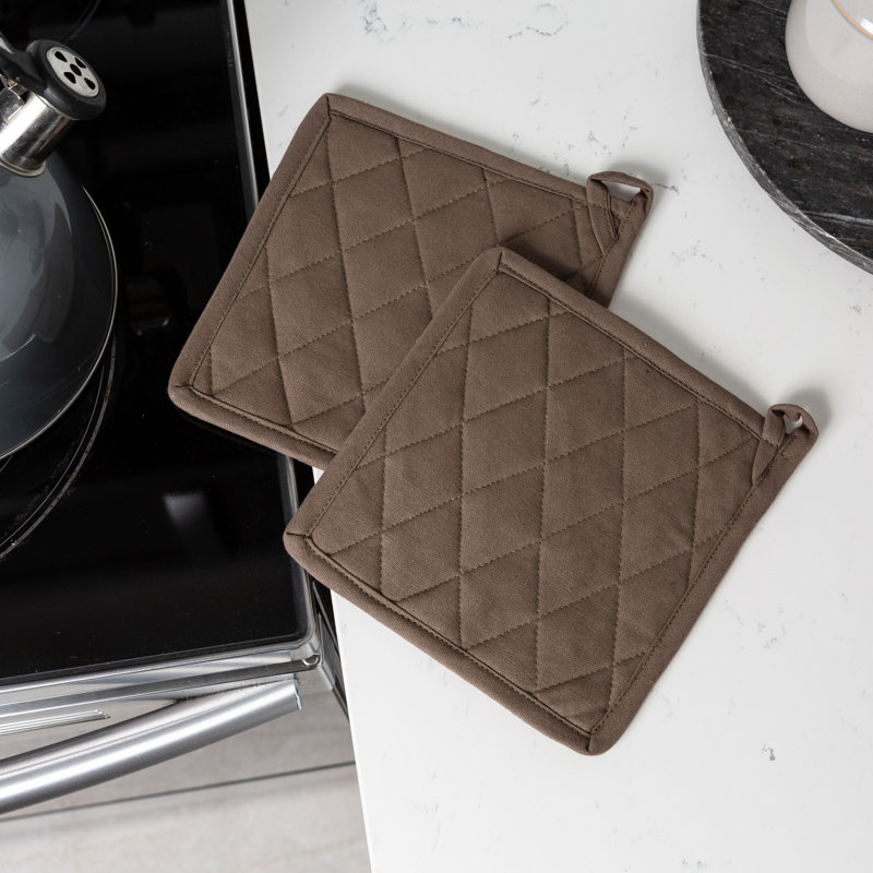 FabStyles Cotton Potholder Set, Brown