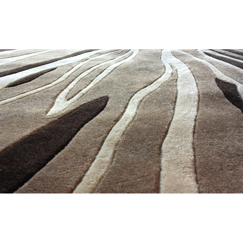 Ilseruth Floral Indoor Rug, 4' x 6'