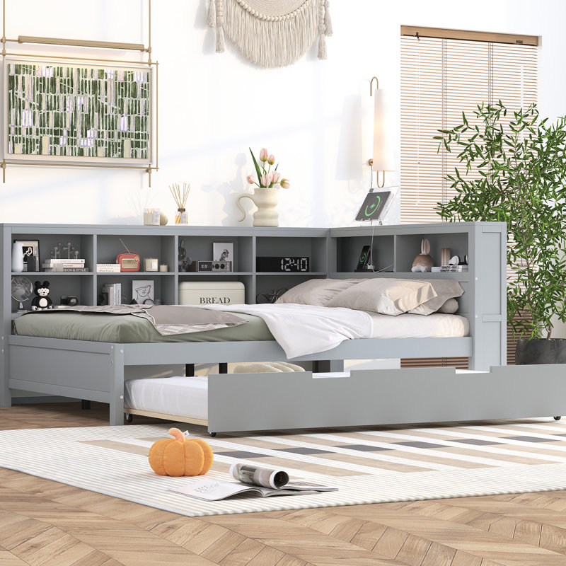 Lit de jour gris en bois pleine grandeur avec lit gigogne escamotable, tablette de rangement et charge, idéal pour une chambre à coucher au design minimaliste