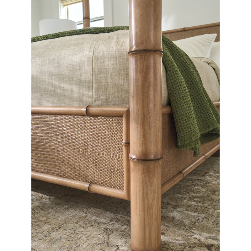 Islandia Canopy Bed, Queen