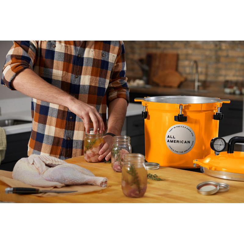Mustard Yellow 21.5 Quart Aluminum Pressure Cooker/Canner