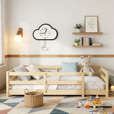 Lit sur pied, lit sur pied avec clôture Montessori