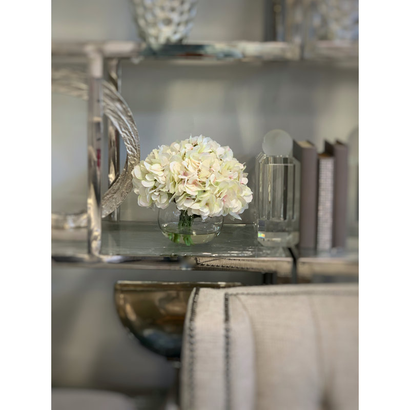 Hortensia de Carruth dans un vase