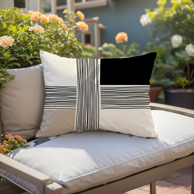 Housse et insert de coussin rectangulaire intérieur / extérieur en polyester filé Cassie, Beige, H 18 po x l 25 po