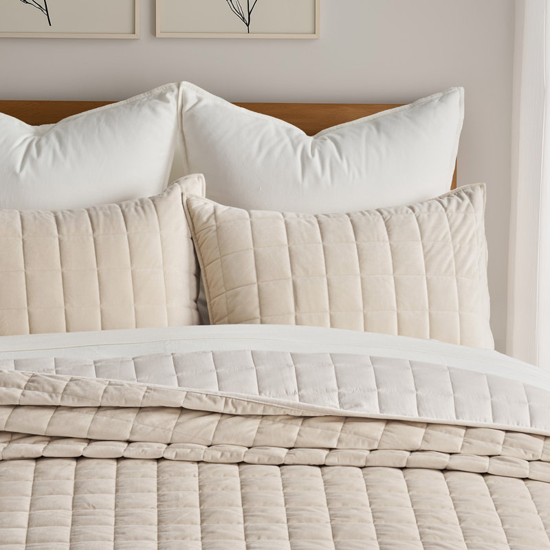 Box Stitch PearlVelvet Quilt set, King Quilt + 2 King Shams, Birch