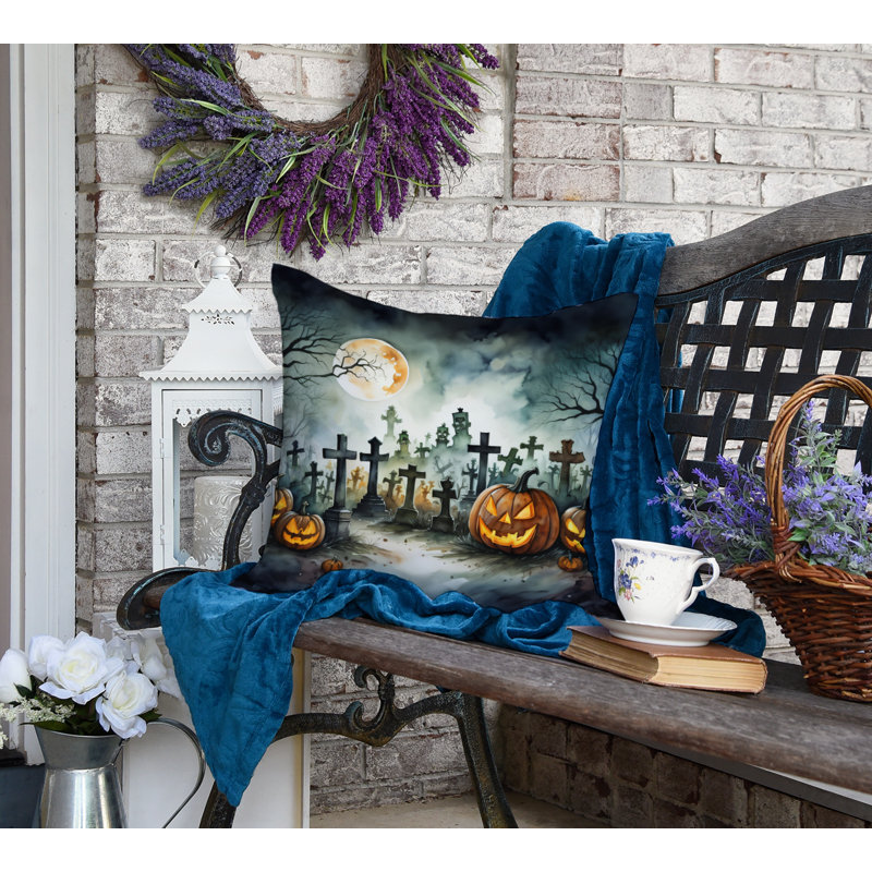 Coussin décoratif intérieur / extérieur en polyester More / Spooky More Spooky Halloween, 18 po x 18 po