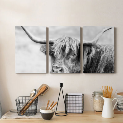 Hairy Highland Hazy Day - Toile tendue avec châssis de qualité supérieure - Prêt à être accroché