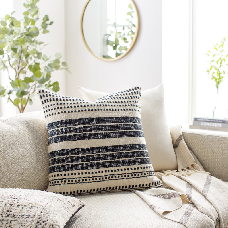 Coussin décoratif avec bourre Accent, 18 po x 18 po, Duvet