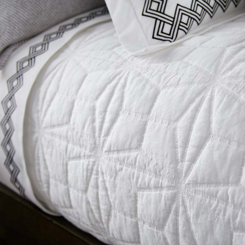 Gerdemie Quilt, White, California King Quilt