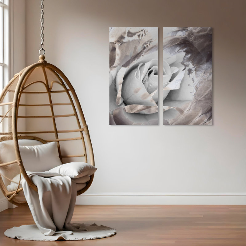 «Painted Petals XLVII» par Tristan Scott, impression sur toile tendue 2 pièces, H 24 po x l 24 po x P 1,5 po