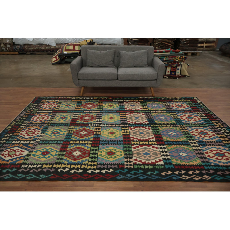Motifs multicolores sur tapis Kilim authentique 7 x 10