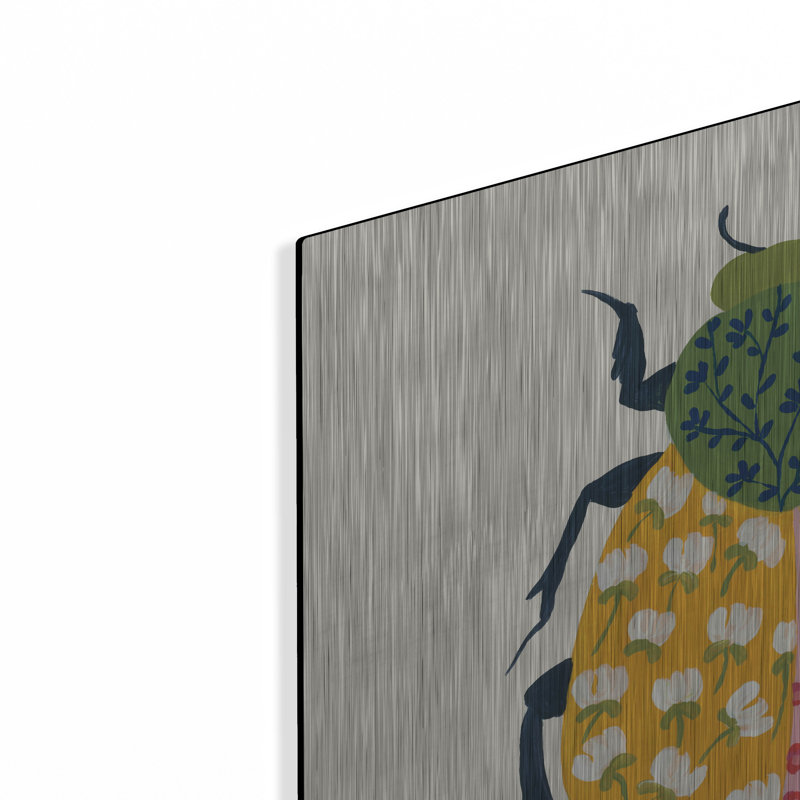 «Blooming Beetle 4» par Yvette St. Amant, art mural en métal, 24 po x 24 po