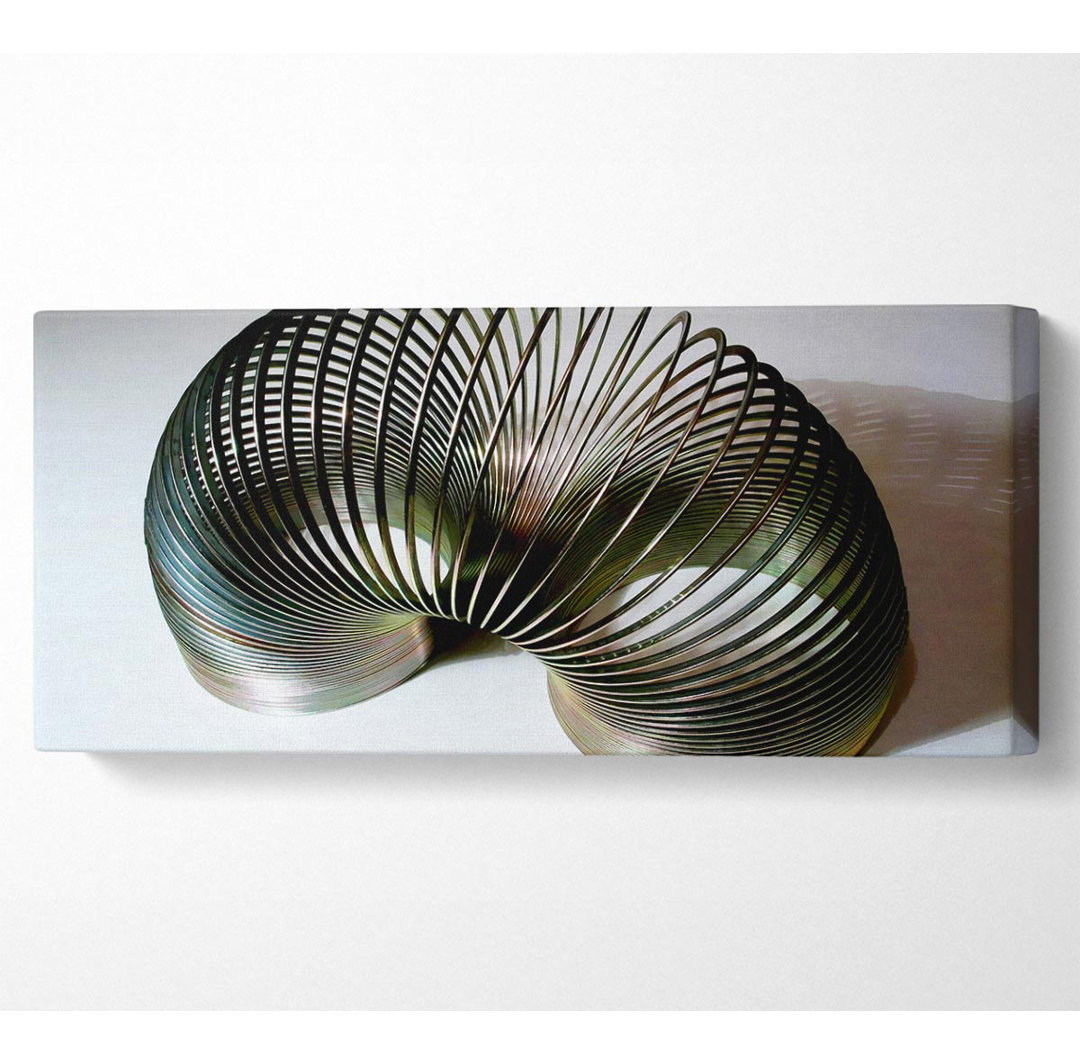 Slinky - Panorama-Kunstdrucke auf Leinwand gewickelt