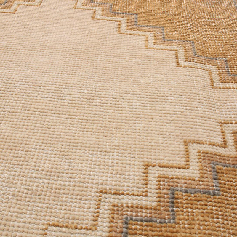 Distressed Homage Hand Knotted Wool Geometric Area Rug, Rectangle 10' x 14'