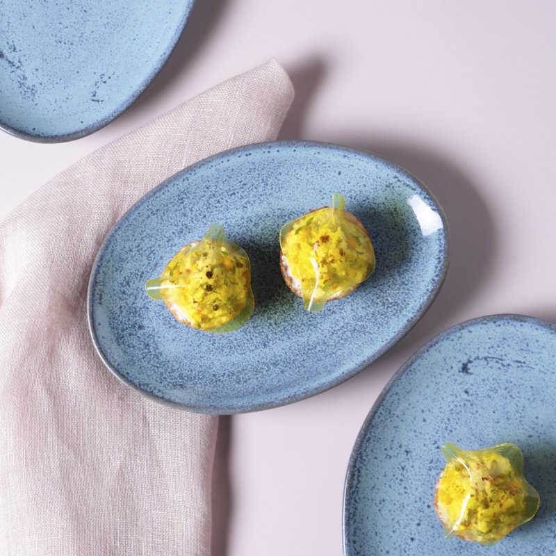 Assiette à dessert ovale en céramique 8,86 po Breeze - Va au micro-ondes, au four et au lave-vaisselle, par Porto Brasil