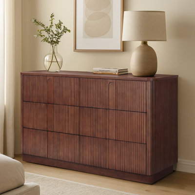 Potomac 6-Drawer Solid Wood Dresser with Reeded Front for Modern Bedroom Accent Storage