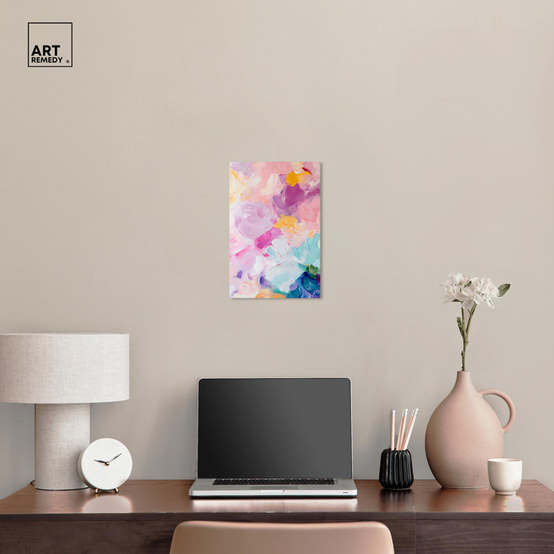 Toile abstraite Art Remedy Blush, couches brumeuses, H 15 po x l 10 po, Toile tendue