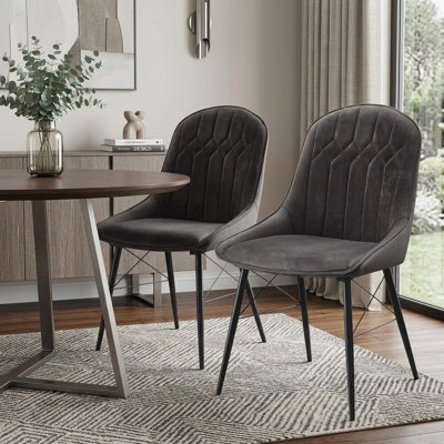 Ensemble de deux chaises d'appoint en tissu capitonné gris et noir