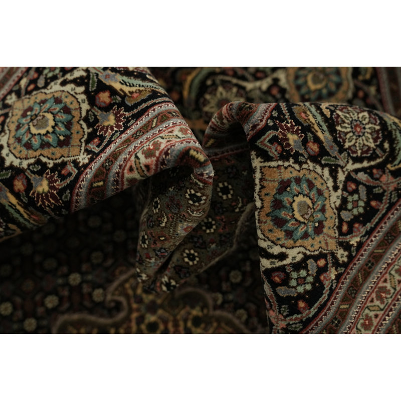 Tapis traditionnel à teinture végétale 6 x 10