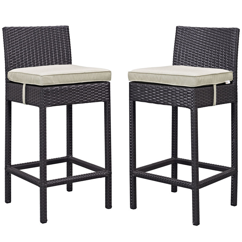 Deux tabourets de bar d'extérieur avec coussins espresso Modway Lift, Beige