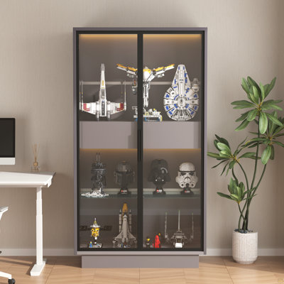 Vitrine de porte en verre autoportante de 60,6 po, bibliothèque avec 2 tiroirs de rangement, garde-manger avec éclairage DEL et tablettes réglables, pour les couloirs, la cuisine, le salon et le bureau - Gris