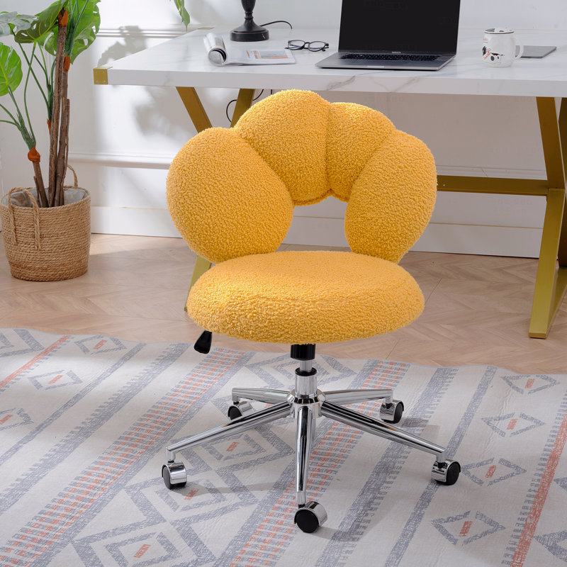 Zay 24,6 po de large sans accoudoirs, Peluche jaune