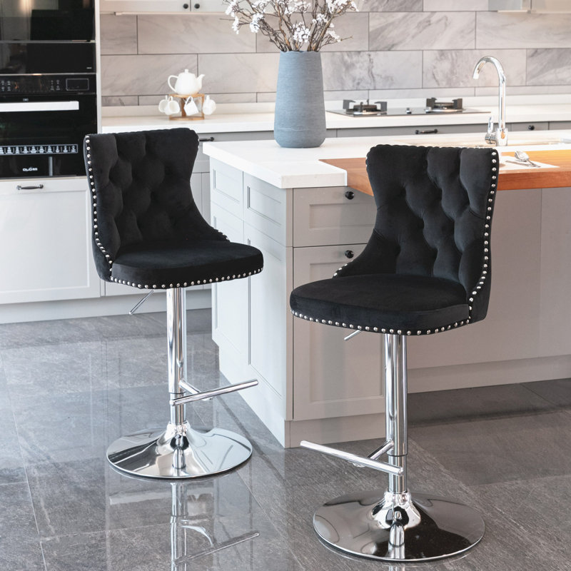 Tabourets de bar réglables en velours de conception moderne pour la maison et la cuisine, base chromée avec dossier confortable