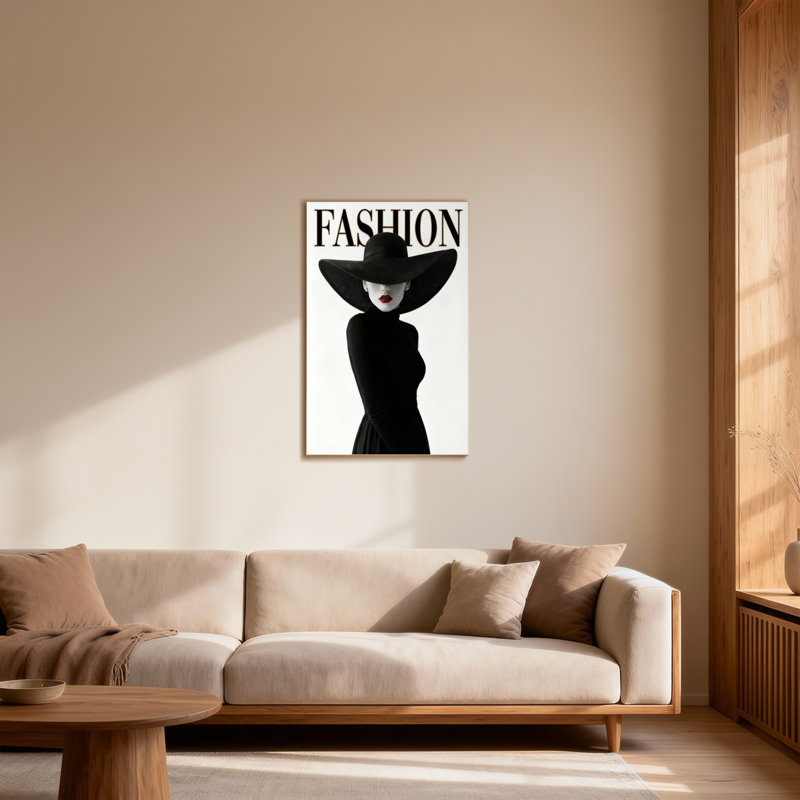 Mannequin avec chapeau noir et robe, H 36 po x l 24 po