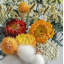 Décoration de vase et fleur simulée