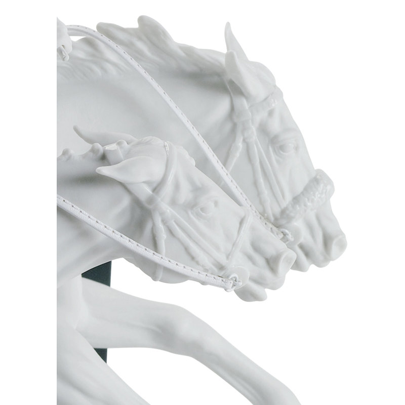 Horse Race Figurine